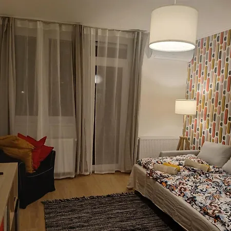 Charlotte Bellevue *