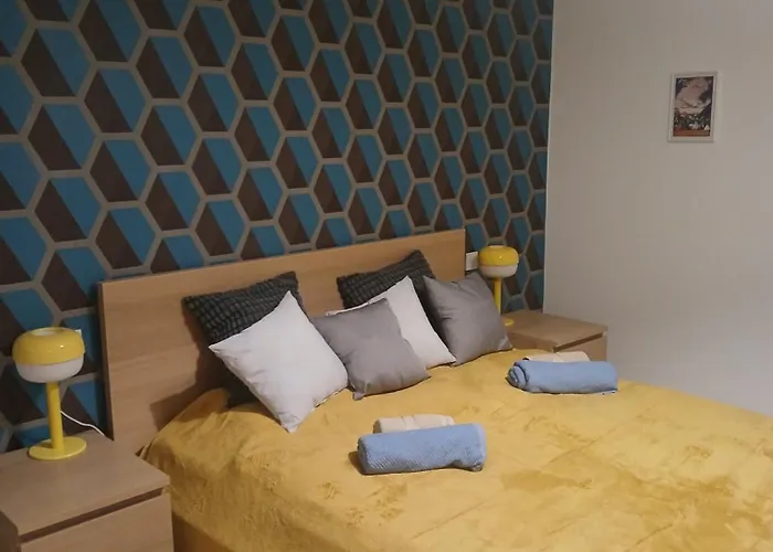 Appartement Charlotte Bellevue Eger